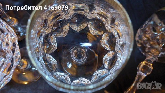 Кристални чаши за вино със златен кант, снимка 2 - Чаши - 53810812