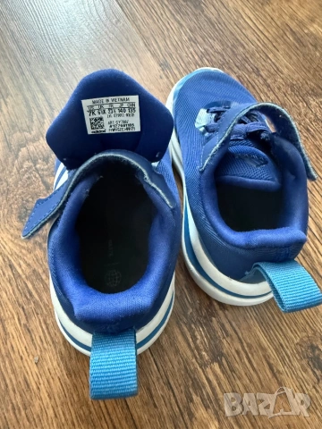 Детски маратонки adidas , снимка 4 - Детски маратонки - 53588551