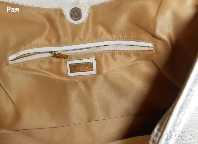 Дамска оригинална чанта Versace, снимка 12 - Чанти - 50751500