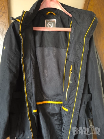 Дамско яке, снимка 4 - Якета - 52500065