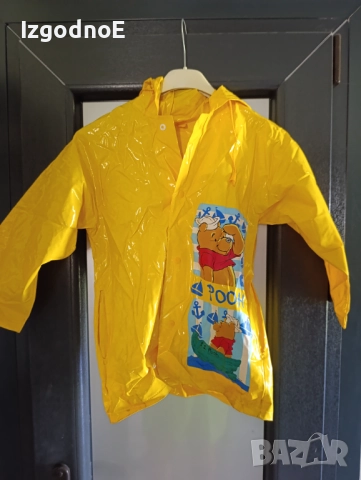 Детско яке дъждобран, водонепромокаем шлифер Мечо Пух , снимка 2 - Детски якета и елеци - 48022012