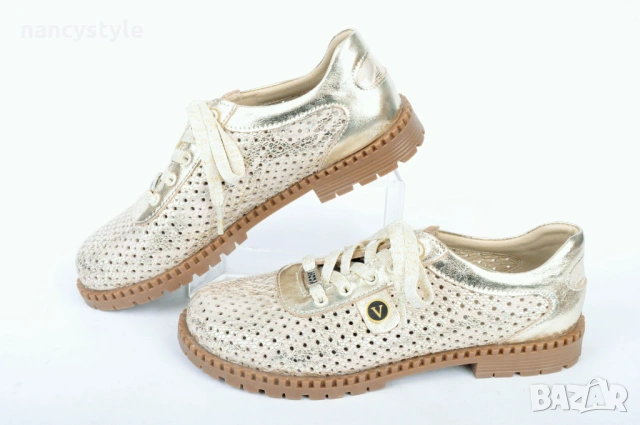 СЕЗОН '26! Златисти дамски обувки на дупки