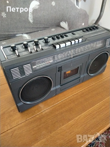 Продавам стар български радиокасетофон Resprom RMS 323 (Респром РМС 323), снимка 2 - Радиокасетофони, транзистори - 54101344