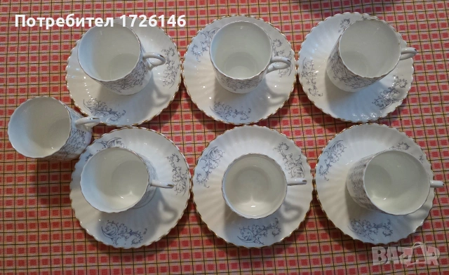 Порцеланов сервиз за кафе с позлата Rorstrand Швеция , снимка 2 - Сервизи - 54035429