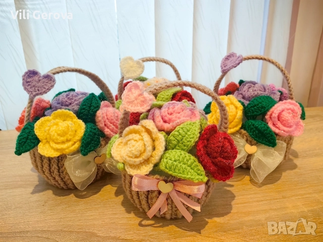 Ръчно плетени цветя, снимка 17 - Изкуствени цветя - 40959502