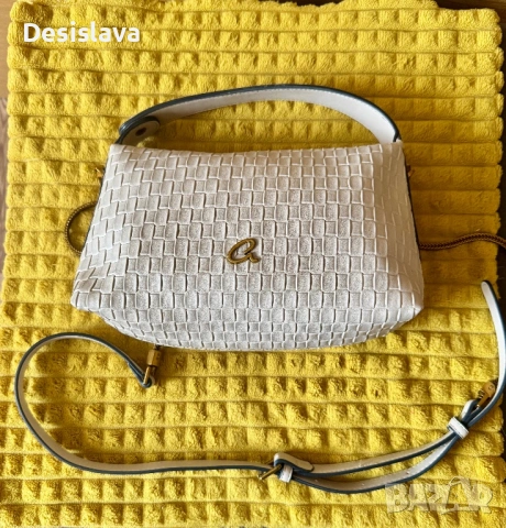 Дамска чанта Axel, снимка 2 - Чанти - 53914474