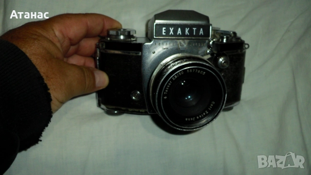 Стар фотоапарат EXAKTA +обектив Carl Zeiss Jena Tessar 2.8/50