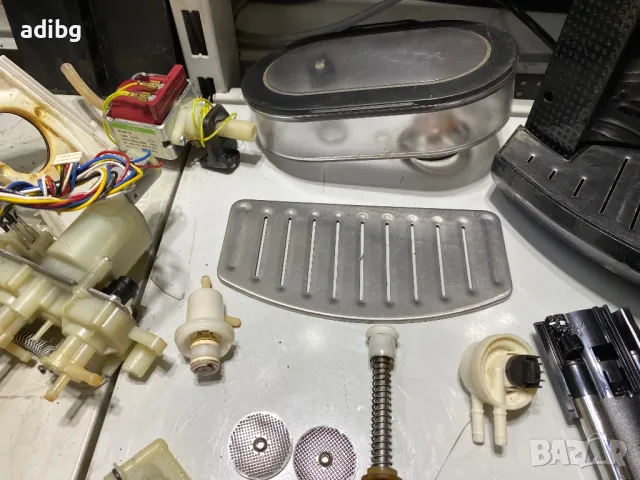 Евтини Части - Krups EA81 Черен без дисплей, снимка 9 - Кафемашини - 49817949