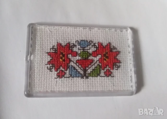 Магнит с ръчна бродерия шевица