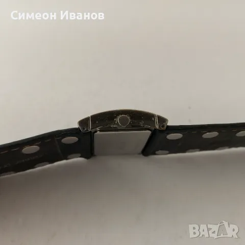 Оригинален Часовник GUESS  работи  B108, снимка 3 - Дамски - 48693051