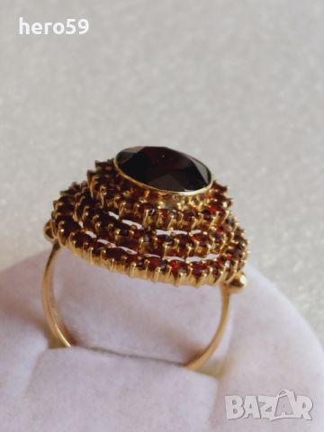 Дамски златен пръстен с гранати(злато 333), снимка 14 - Пръстени - 46474700