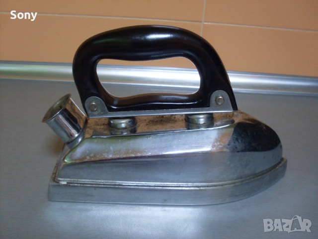 Стара българска ютия- 1960- 1965г., снимка 9 - Антикварни и старинни предмети - 52500086