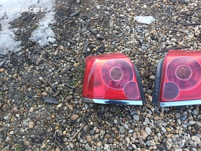 ляв и десен стоп за тойота авенсис т25 седан TOYOTA AVENSIS T25, снимка 4 - Части - 53265601