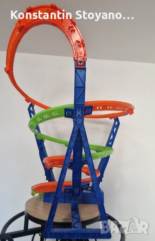 Детска писта Mattel Hot Wheels Spiral Speed Crash – без кола, снимка 4 - Коли, камиони, мотори, писти - 53040444