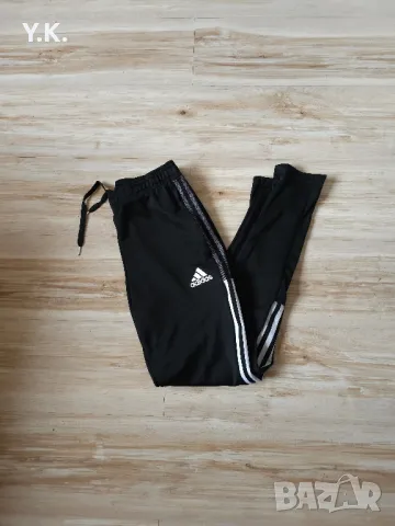 Оригинално мъжко долнище Adidas AeroReady, снимка 1 - Спортни дрехи, екипи - 49525807