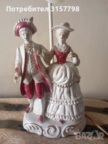 Барокова настолна лампа