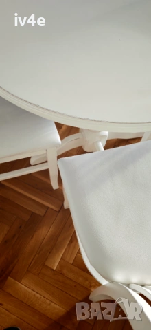Бяла дървена трапезна маса, разтегателна 90/140(180)/75, със 6 стола, снимка 7 - Маси - 53111969