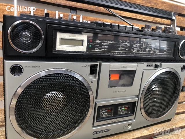 Радиокасетофон SANYO M9990K(model) , снимка 7 - Радиокасетофони, транзистори - 54015312