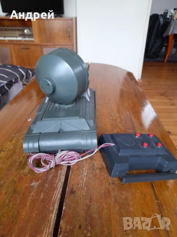 Стара детска играчка танк КН72, снимка 3 - Други ценни предмети - 53380105