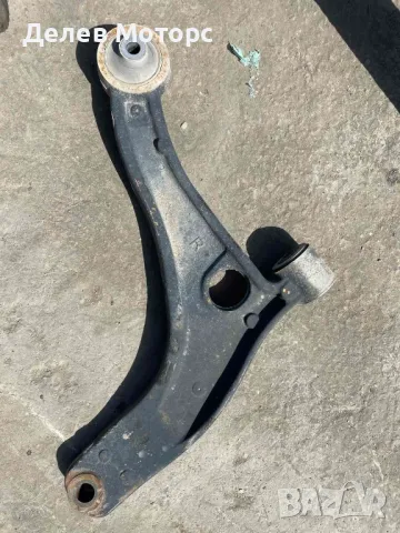 Преден десен носач от Renault Master 2.3 DCI, 100 ph., engine M9T870, 6 sp. 110 000 km., 2014