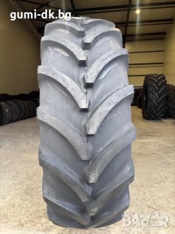 Агро гуми комбайн 710/60R30 IMP Traxion Harvest VREDESTEIN, снимка 2 - Гуми и джанти - 53157773