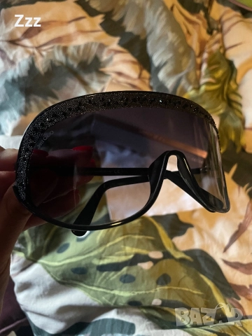 Оригинални дамски очила Jimmy Choo, снимка 7 - Слънчеви и диоптрични очила - 51856943