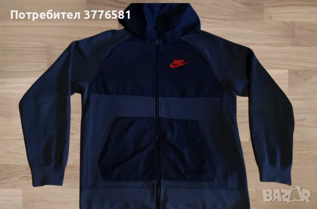 Зимен суитчер NIKE , снимка 1 - Спортни дрехи, екипи - 49473251