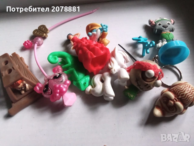 Цял лот играчки от Kinder Surnriz, снимка 3 - Други - 53462071