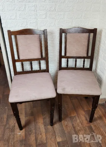 Дървени трапезни столове