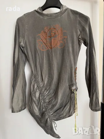 Асиметричен суичър