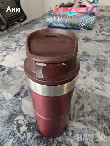 Stanley Trigger Action термуси 354мл, снимка 4 - Спортна екипировка - 53941293