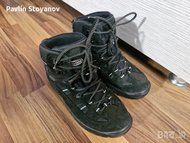 Туристически обувки Lowa - 39 номер .