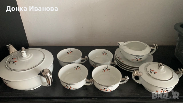 Порцеланов сервиз за чай, снимка 2 - Сервизи - 54036704