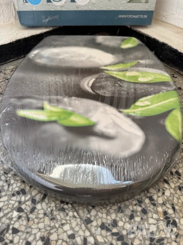 Тоалетна Седалка с Капак Schütte 82374 – Универсална, WC Седалка с Покритие, Плавно Затваряне!