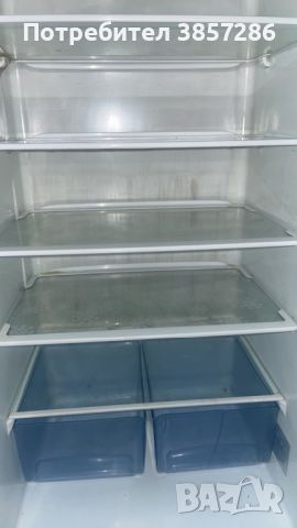 Хладилник с фризер с три чекмеджета, снимка 4 - Хладилници - 45615842