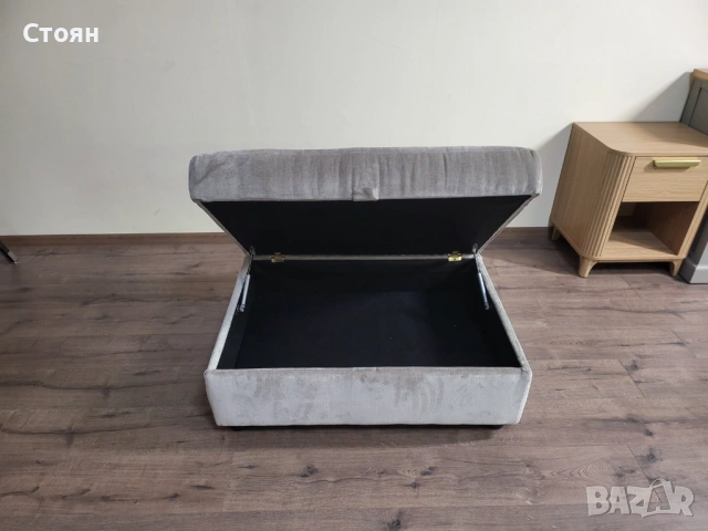 Бежова табуретка от плат с функция ракла, снимка 2 - Дивани и мека мебел - 53868748