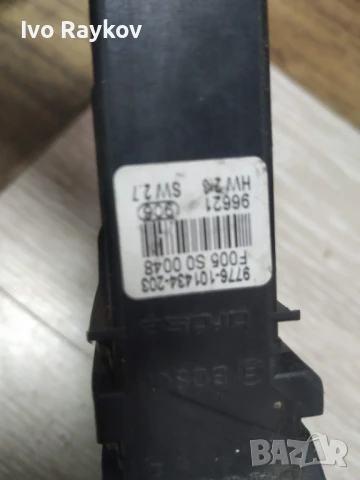 Моторче Стъклоповдигане , преден десен прозорец VW Golf IV.  VW BORA, снимка 6 - Части - 51007235