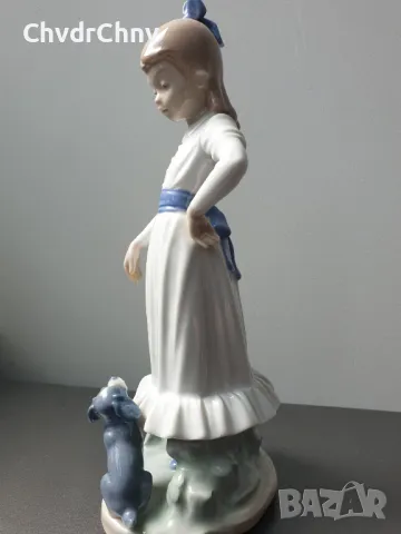 НАО ЛАДРО испанска порцеланова фигура на момиче с кученце/NAO Lladro статуетка 23см, снимка 2 - Колекции - 47509587