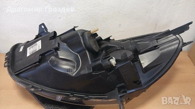 Оригинален десен фар за Renault Clio IV/ Рено Клио (2013-2016г), снимка 17 - Части - 46681514