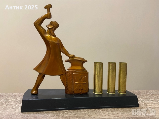 Писменен прибор, поставка за химикалки „Ковач“, СССР, снимка 3 - Антикварни и старинни предмети - 52468668