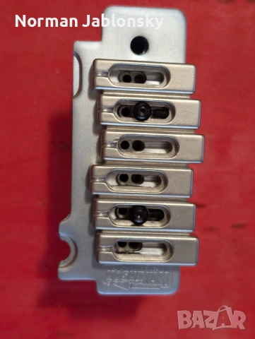 Две тремола Wilkinson, снимка 5 - Китари - 53498634