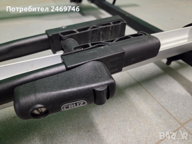 Багажници CRUZ RACE за 2 бр. велосипеди за таван на автомобил и напречни греди., снимка 5 - Аксесоари и консумативи - 53747421