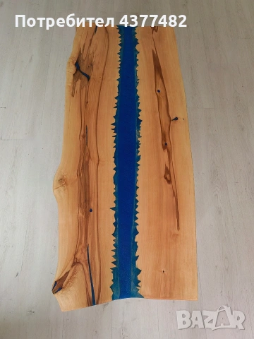 Холна маса от масивно дърво и епоксидна смола , снимка 2 - Маси - 53879969