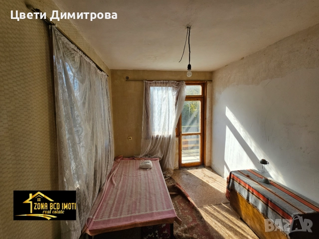 Продавам къща с двор в София област на 35 мин.от София , снимка 7 - Къщи - 52417301