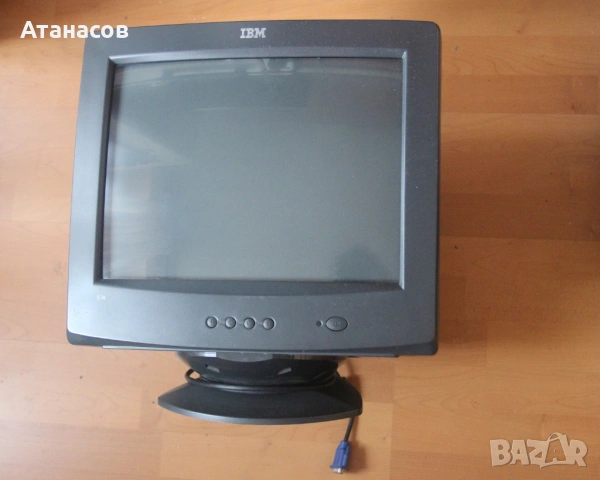 Ретро монитор IBM E74 CRT