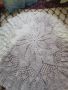 Красива плетена покривка за маса 