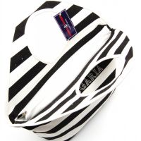 Дамска модерна Лятна чанта текстил - раирана - черно и бяло с надпис , снимка 3 - Чанти - 45651603