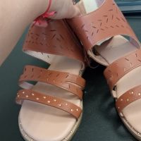 Дамски обувки и сандали , снимка 2 - Сандали - 45797579