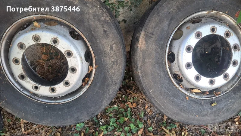 Гуми Michelin 315.70.22,5, снимка 1