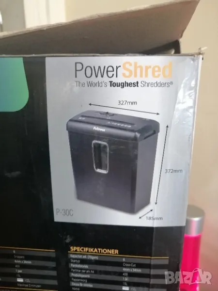 Шредер за документи Fellowes P-30C, снимка 1